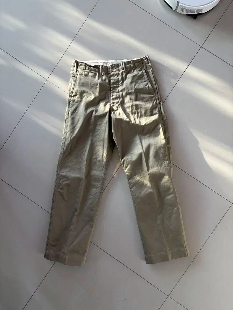 バズリクソンズ 1942 チノ 33