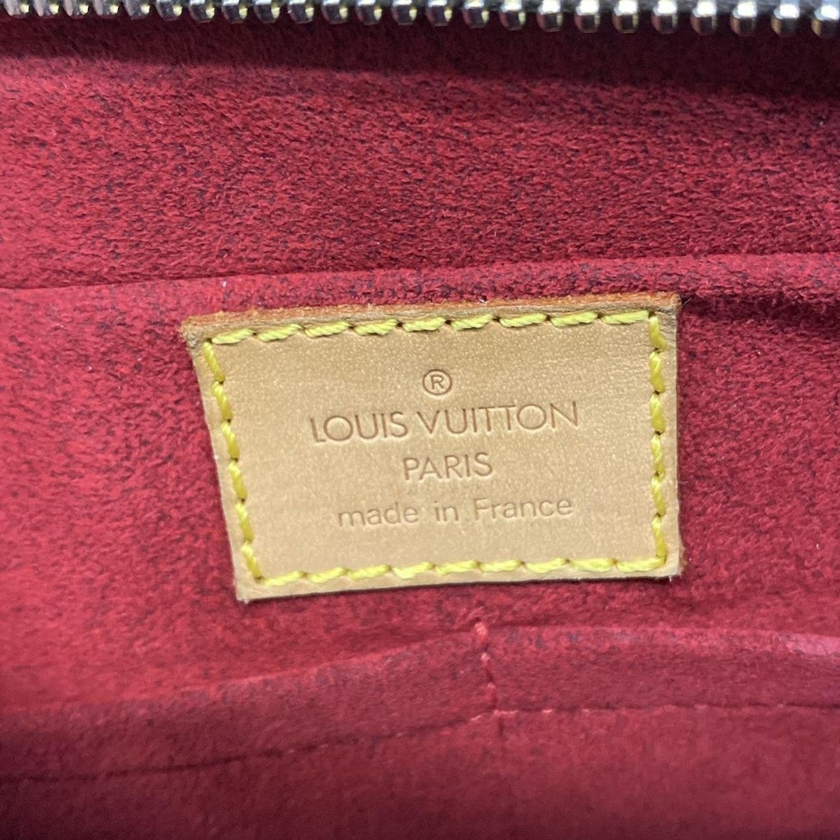 VUITTON