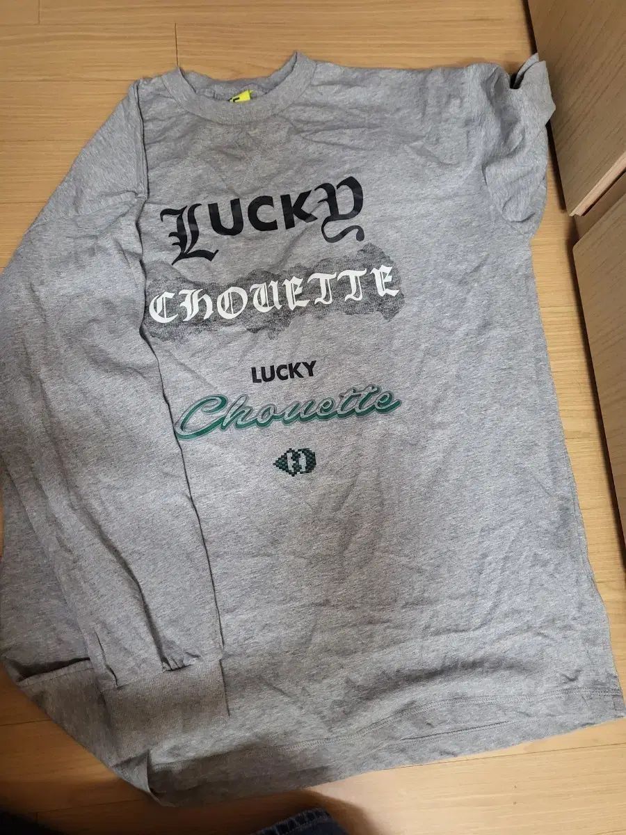 LUCKY CHOUETTE ラッキーシュエトゥ Tシャツ ロング丈