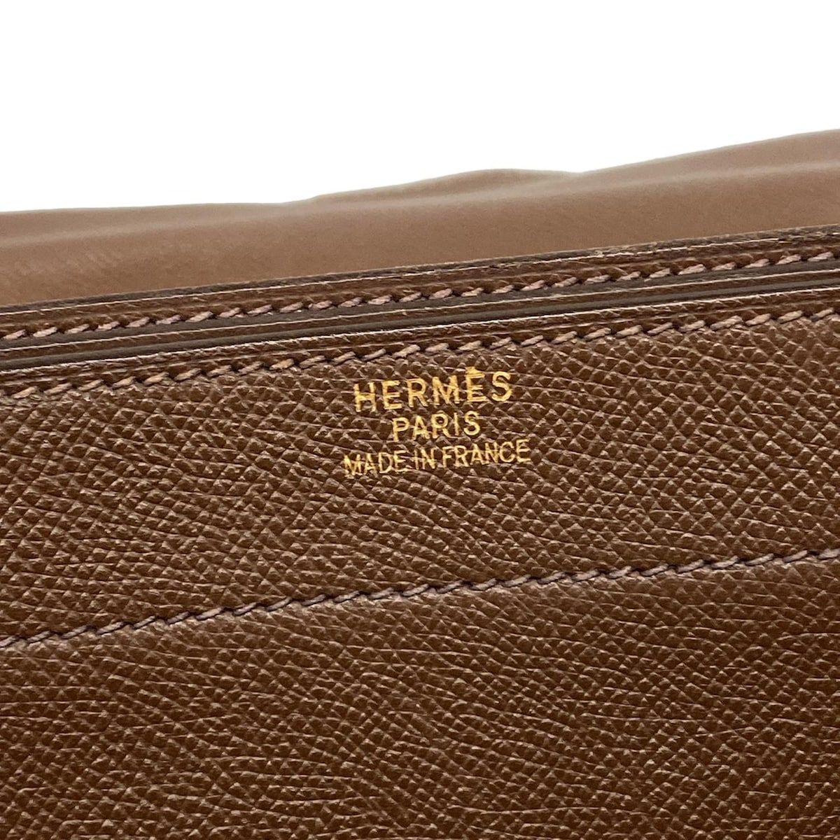 ダークブラウン