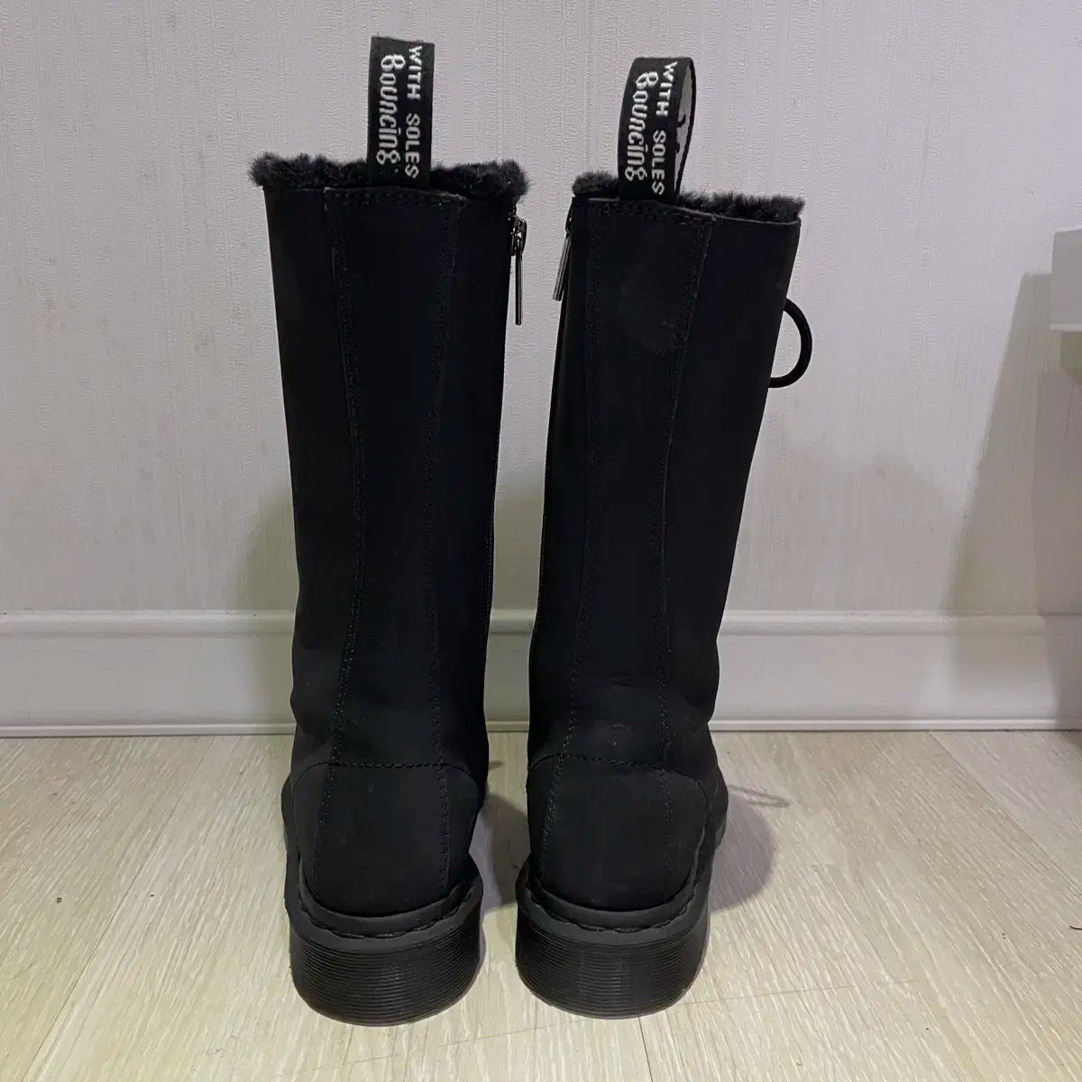  uk 4 DR. MARTENS ドクターマーチン ファーブーツ マット ブラック 物 230-235 その他 ブーツ