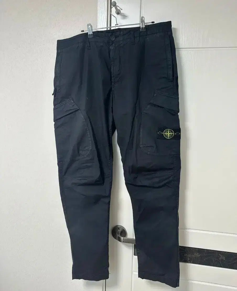 STONE ISLAND ストーンアイランド ブラック カーゴ ズボン XL