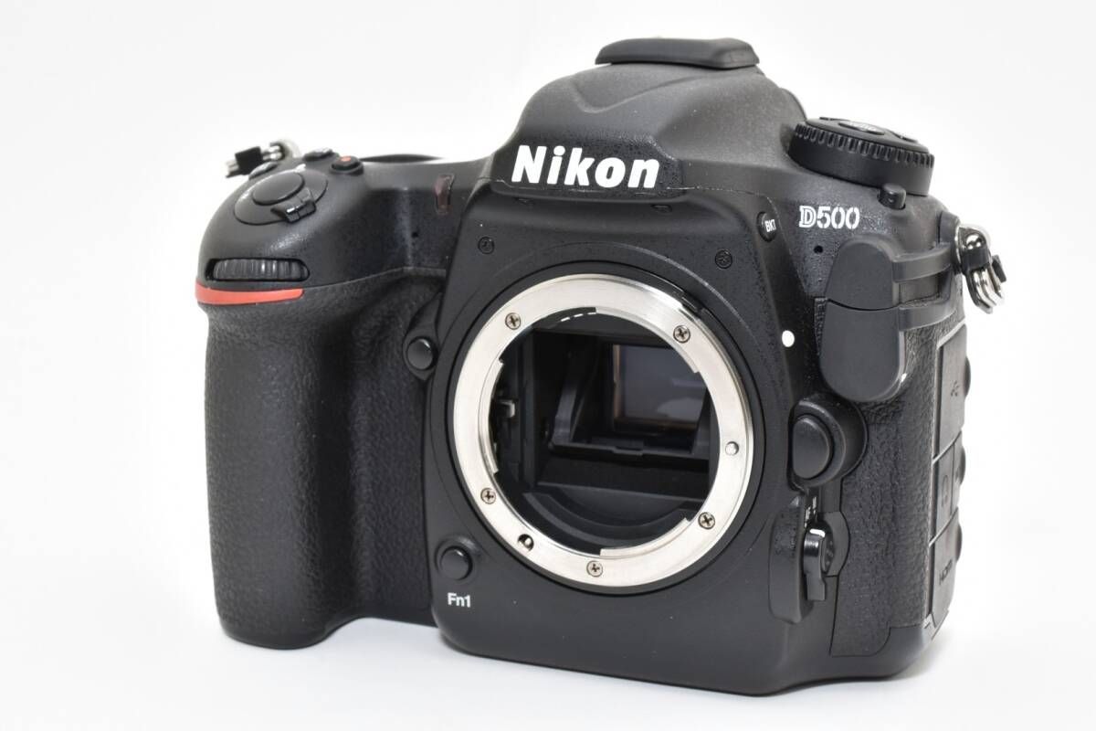 ☆極上品☆《ショット数4,288回 》ニコン NIKON D500 ボディ☆ YAM8899