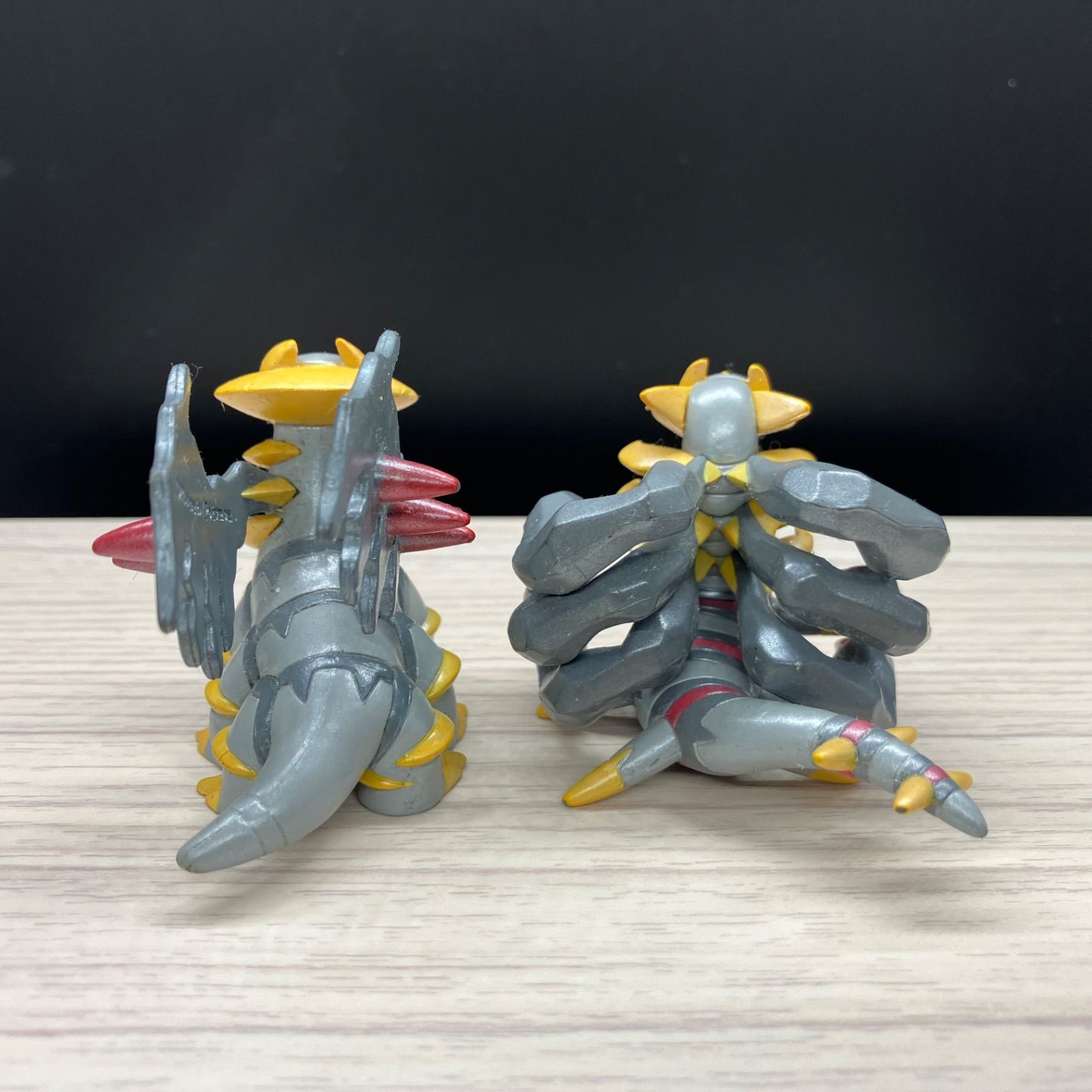 モンコレ　ギラティナ　ポケモン　フィギュア　　オリジンフォルム　アナザーフォルム Amazon.co.jp: ポケットモンスター モンスターコレクション MC-87