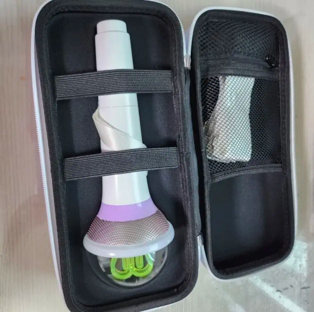 IU ペンライト アイグ イーヴランド アイグ ポーチ