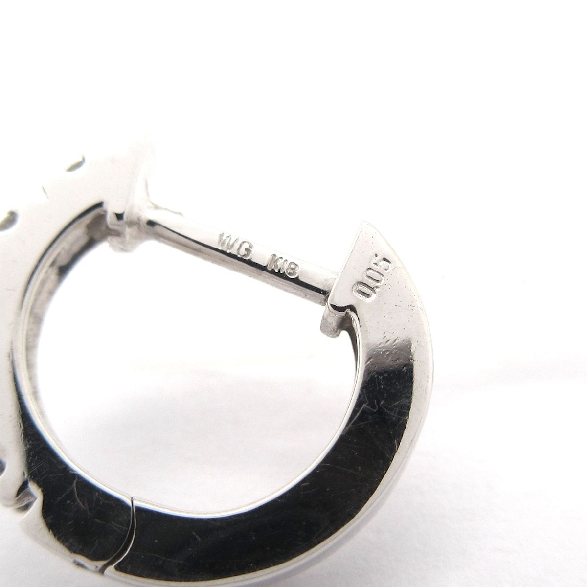  Unbranded ノーブランド ピアス K 18 WG ダイヤモンド 総重量 1 8 g 0 05刻印 ピアス(両耳用) アクセサリー
