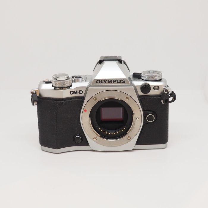 オリンパス OLYMPUS OM-D E-M5 MARK2 ボデイ シルバー