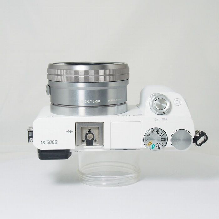 α6000ホワイト