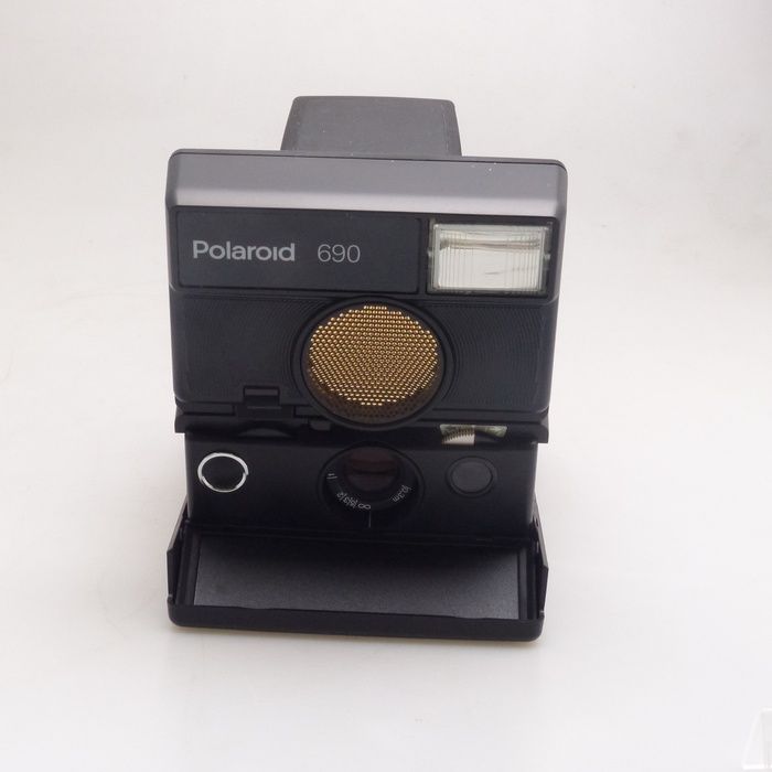 Polaroid 690
