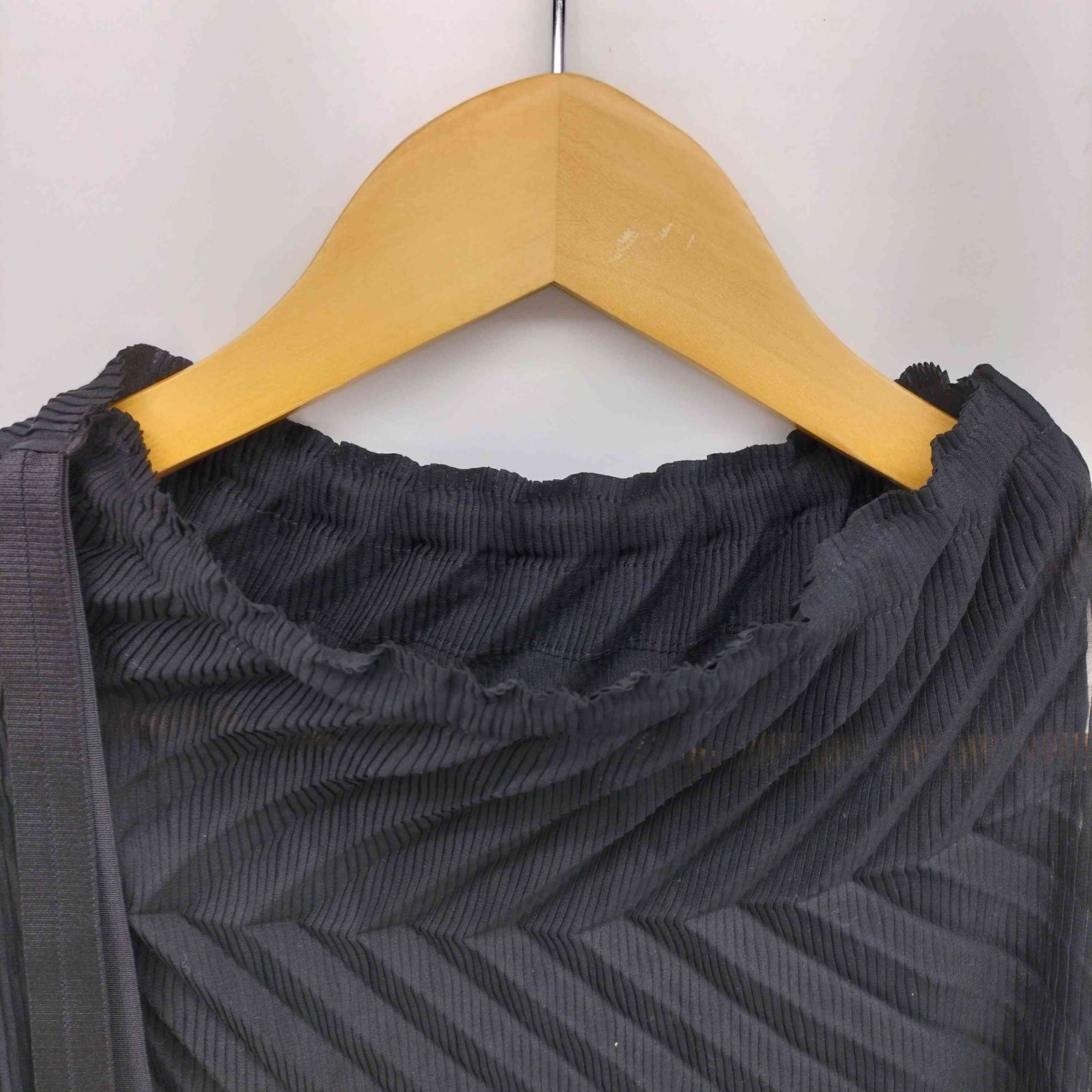 ミー イッセイミヤケ me ISSEY MIYAKE 13SS ランダムプリーツ 