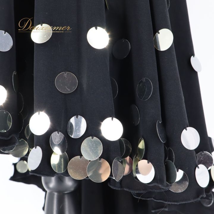 社交ダンス 衣装 チャコット Chacott ラテン ドレス ワンピース ラテンドレス 黒 パーティドレス パーティ 発表会 無地 ブラック系 装飾 飾り ラテンダンス 女性用 ダンス衣装 スパンコール 伸縮性 おしゃれ シンプル 軽量