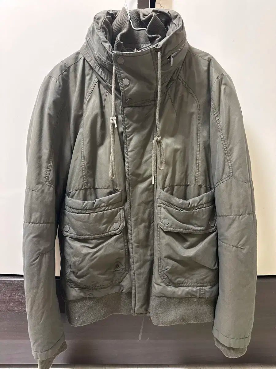 105サイズ アウター カーキ