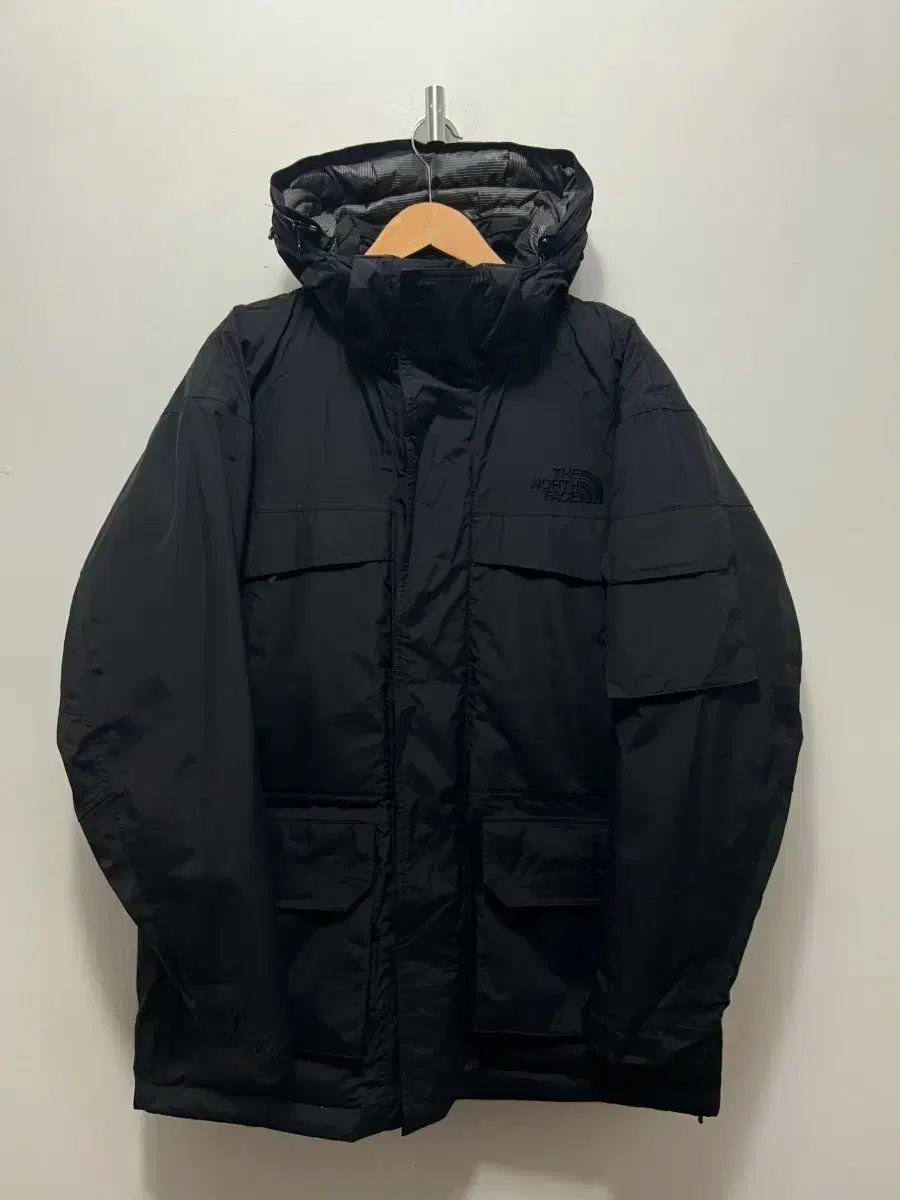 100 THE NORTH FACE ザノースフェイス ブラック フード 取り外し ウィンドブレーカー ジャケット ヘビーダウン