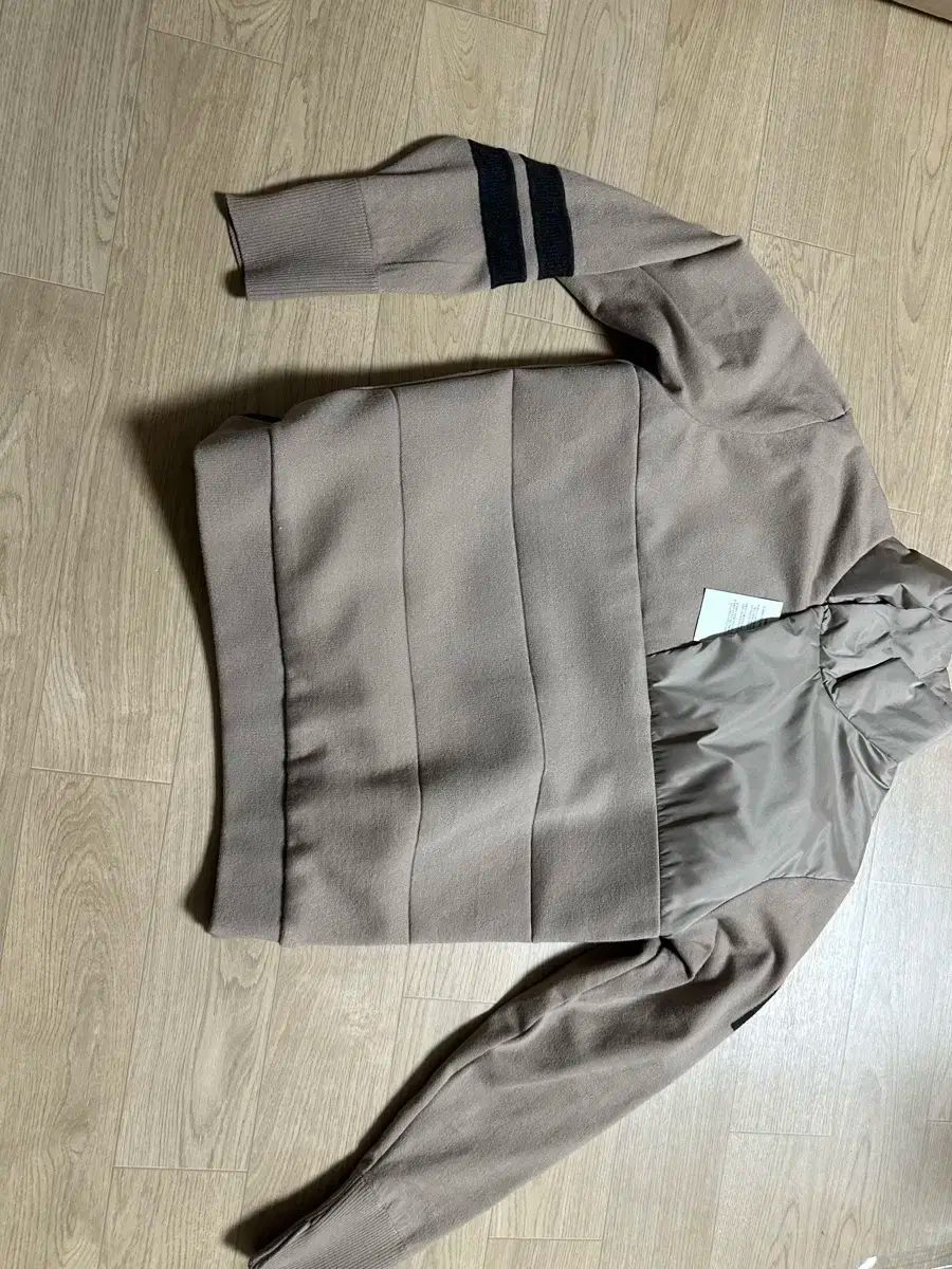 フットジョイ メンズ 防風ニット 100