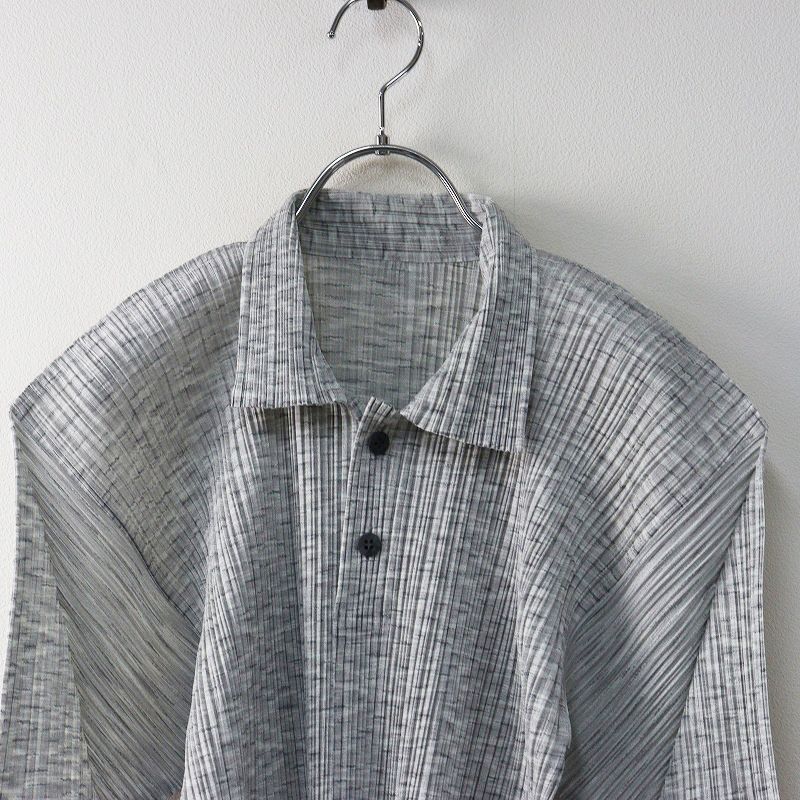 プリーツプリーズ イッセイミヤケ PLEATS PLEASE ISSEY MIYAKE ジオメトリックプリント 半袖 ポロシャツ 3｜ライトグレー 2400014686104 GINKGOPHARMACY_COM