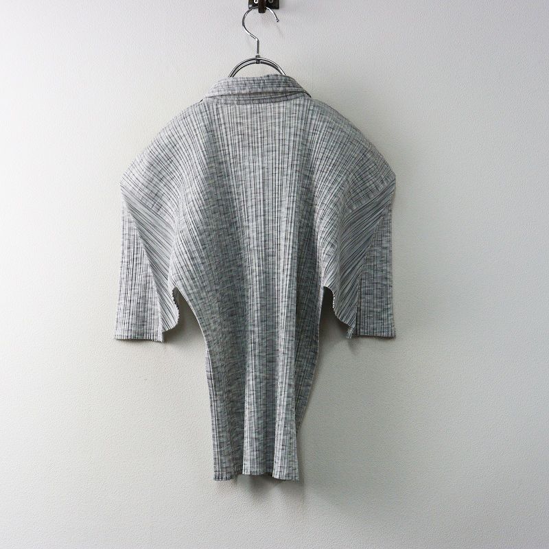 プリーツプリーズ イッセイミヤケ PLEATS PLEASE ISSEY MIYAKE ジオメトリックプリント 半袖 ポロシャツ 3｜ライトグレー 2400014686104