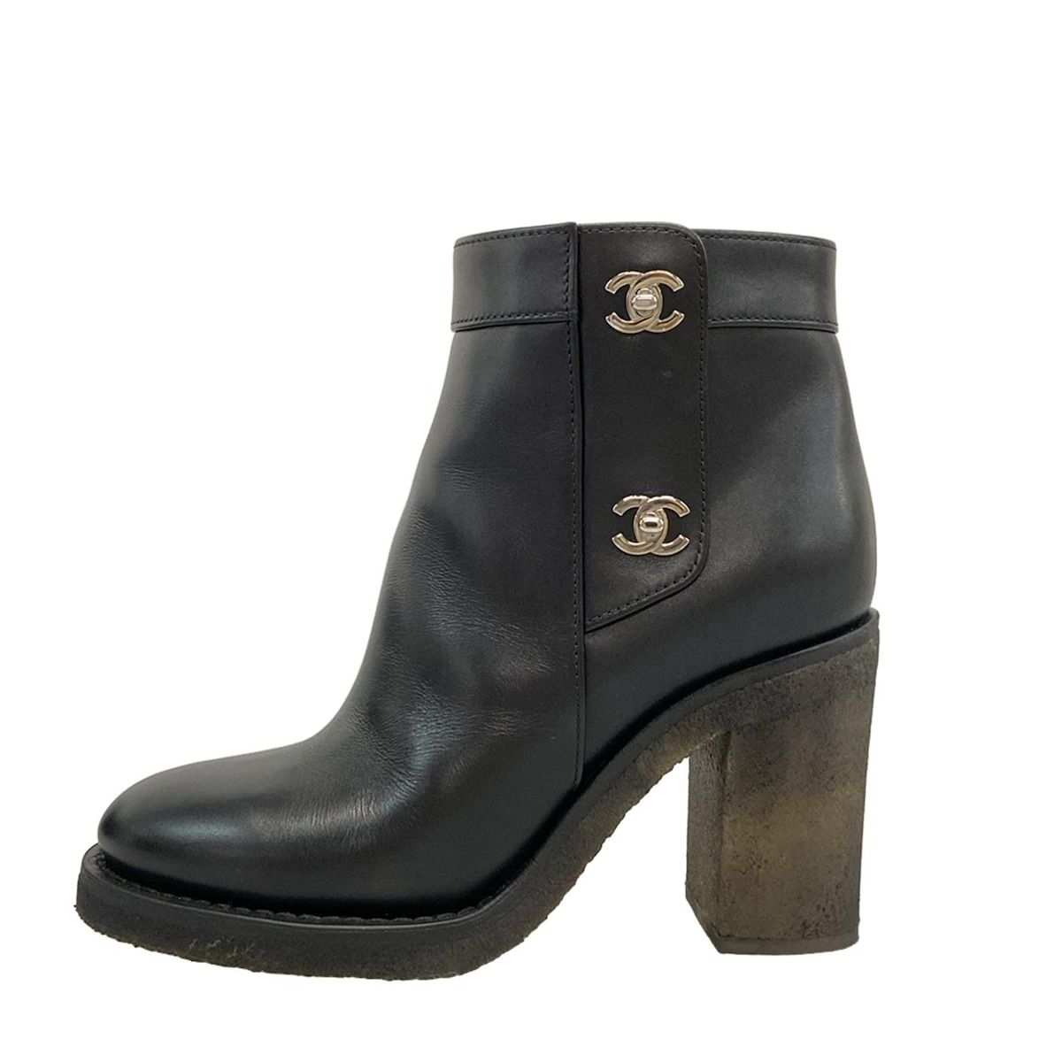 シャネル　ショートブーツ　37 2回着用 CHANEL(シャネル) ショートブーツ 37 1/2 C レディース G31285 黒 ココ