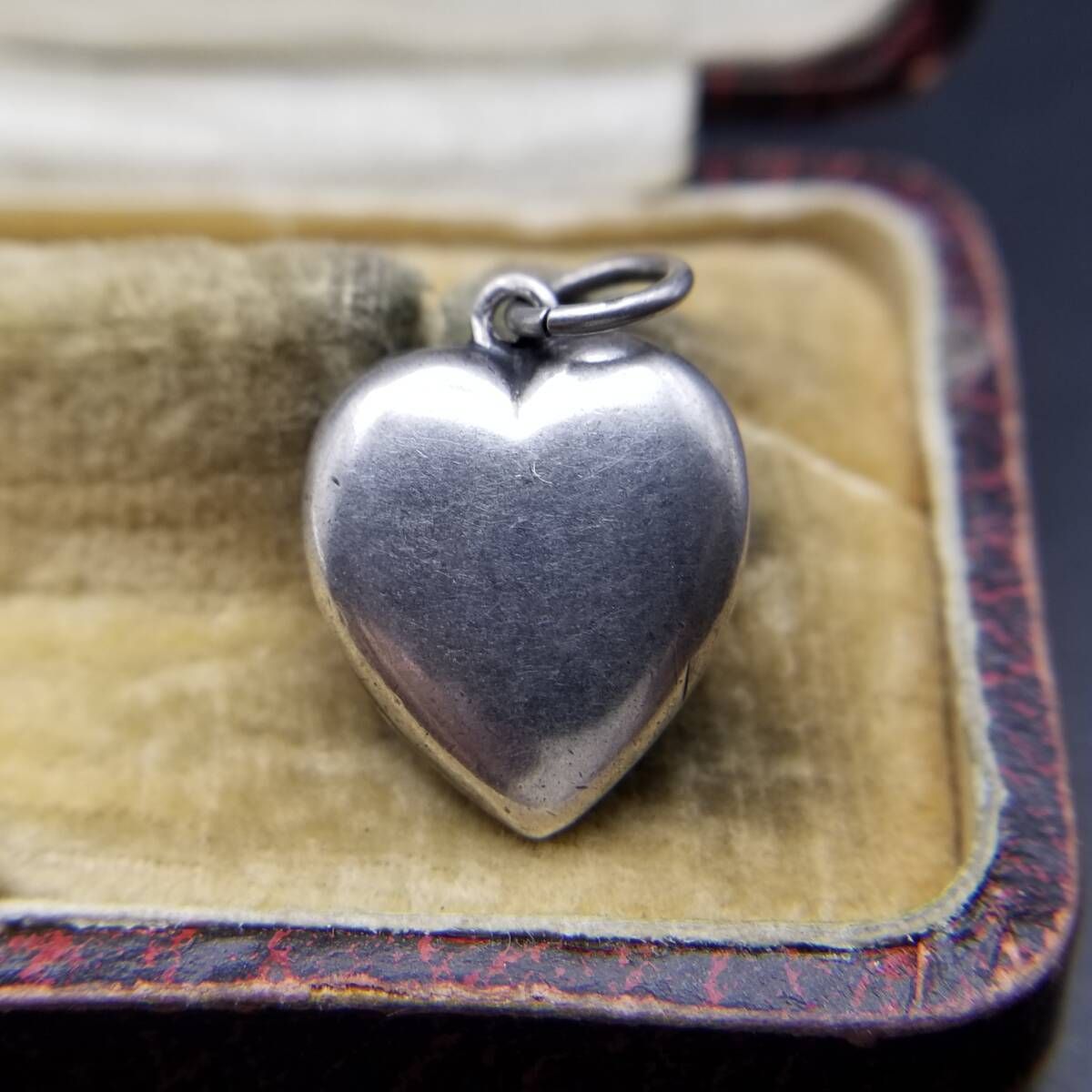 WWII期 ヴィンテージ スウィートハートジュエリー レトロ装飾 赤石 チャーム 925 シルバー ペンダントヘッド 銀 Y 25-E