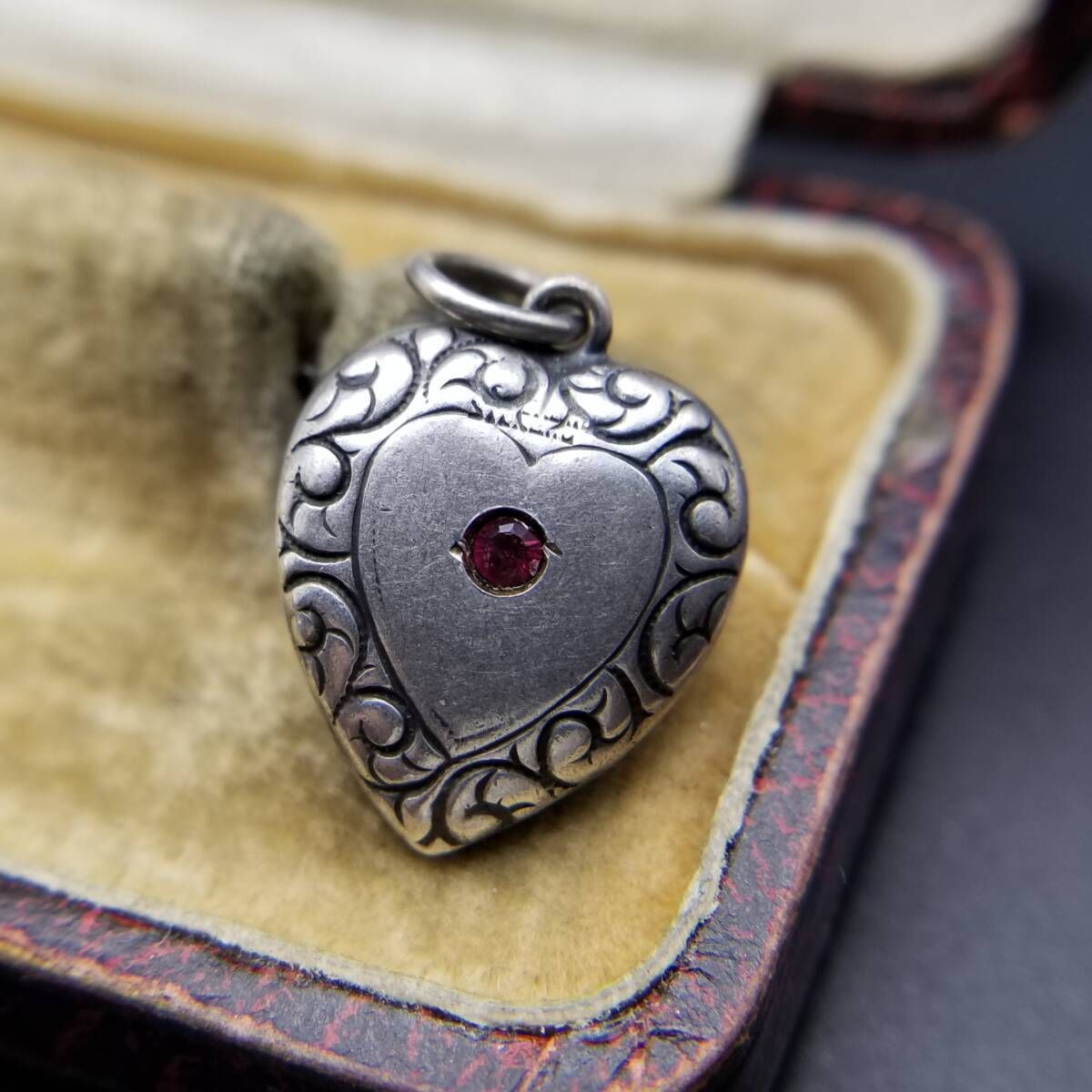 WWII期 ヴィンテージ スウィートハートジュエリー レトロ装飾 赤石 チャーム 925 シルバー ペンダントヘッド 銀 Y25-E