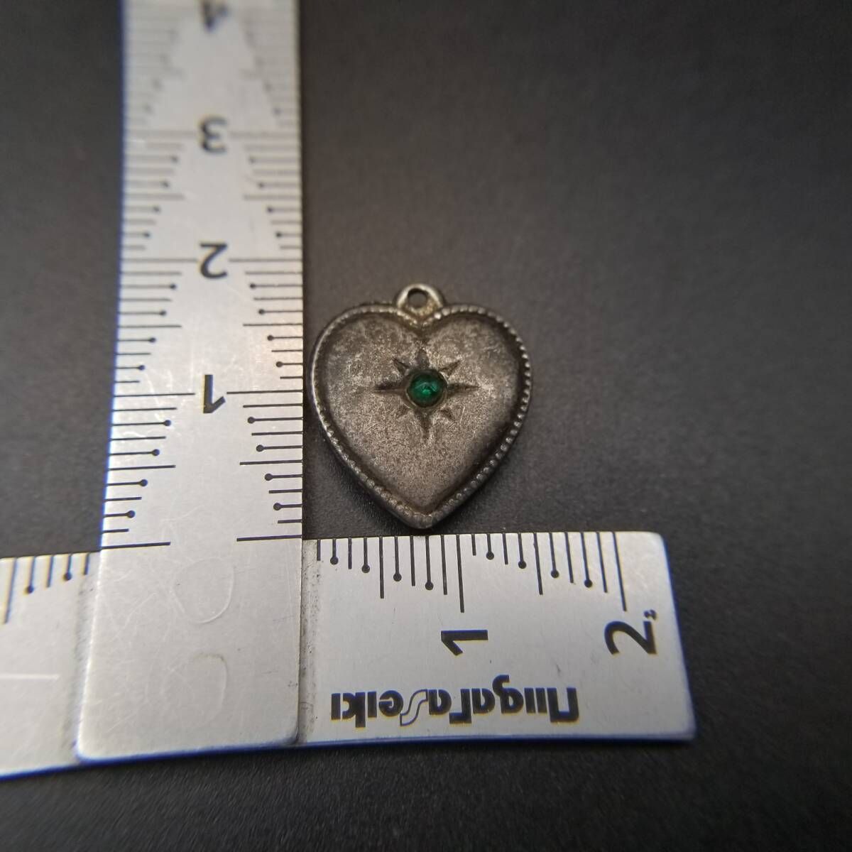  WWII期 ヴィンテージ スウィートハートジュエリー チャーム 925 シルバー ペンダントヘッド 銀 緑石 シンプル Puffy Y 25-D チャーム アクセサリー