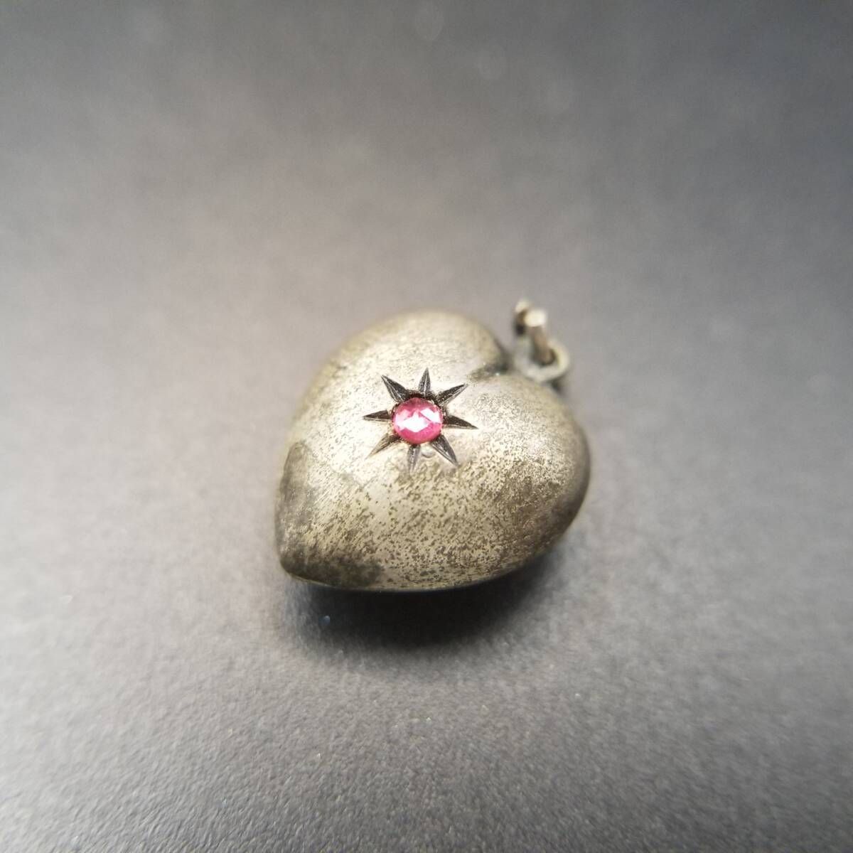 WWII期 ヴィンテージ スウィートハートジュエリー シンプル チャーム