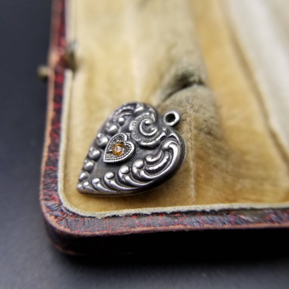 WWII期 ヴィンテージ スウィートハートジュエリー アールヌーヴォー 925 シルバー チャーム ペンダントヘッド 銀 ネーム彫金 Sana Y 24-Y