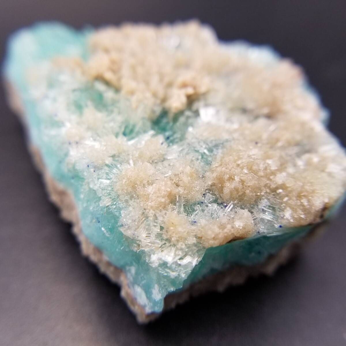 アフガニスタン産 アラゴナイト アズライト 共生鉱物 原石 鉱石 標本 5