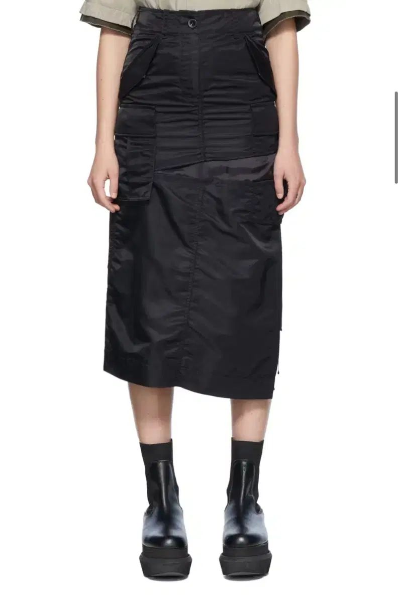 サカイ Sacai ナイロン カーゴ スカート ブラック サイズ 1