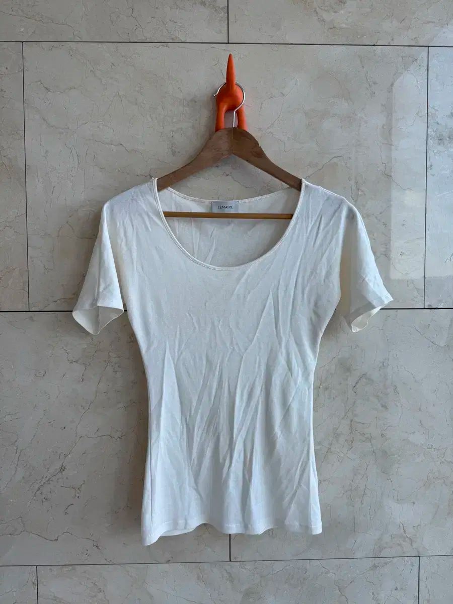 ルメール Lemaire レディース セカンドスキン Tシャツ ブラック xs オフホワイト m