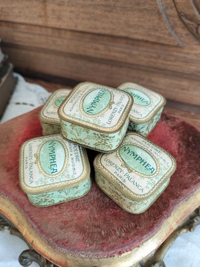 フランス アンティーク 素敵な パウダーケース Nymphea Paris 紙箱 美