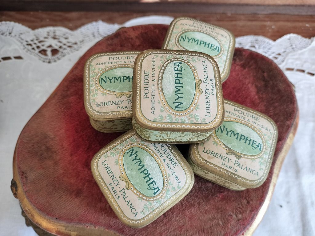 フランス アンティーク 素敵な パウダーケース Nymphea Paris 紙箱 美
