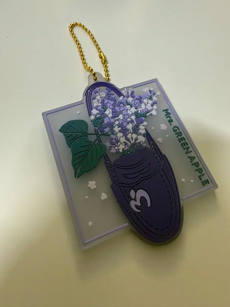 ミセス グリーンアップル 一番くじ ライラック キーホルダー mrs green