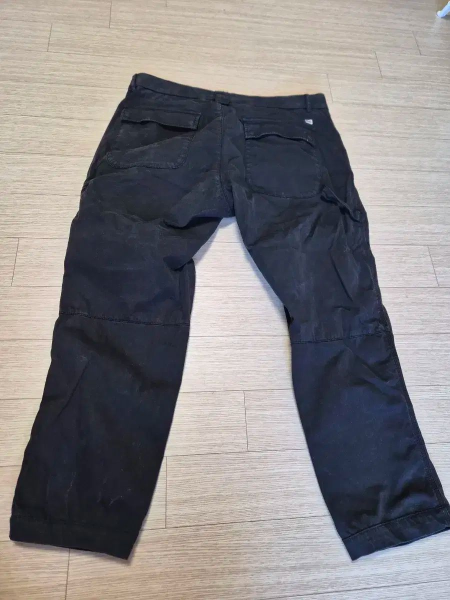 C.P. COMPANY シーピーカンパニー ズボン