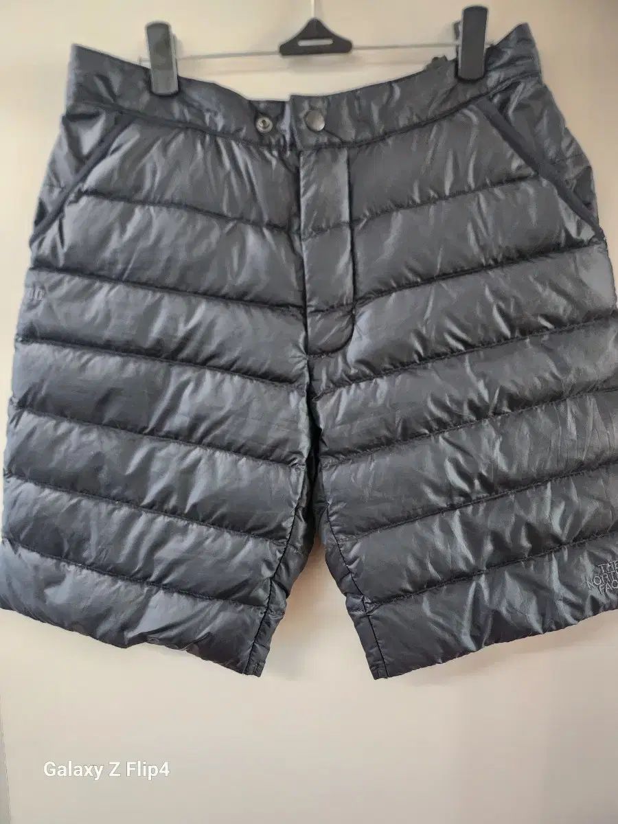 パーリーゲイツ アヒルダウンベスト