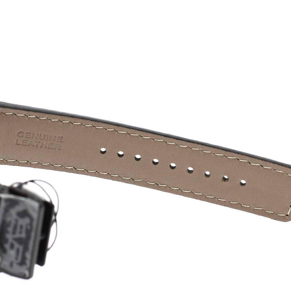 ボンバーグ BOMBERG