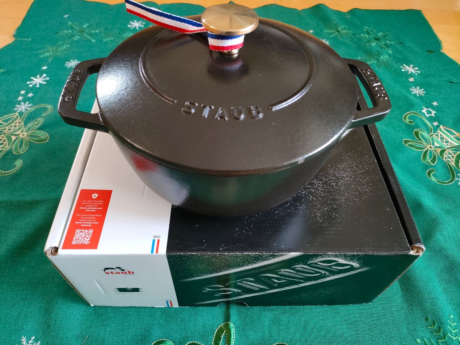 ダメージ品 Staub ワナベ M ブラック 18cm 40501-005 両手鍋 ストウブ Wa-NABE ダメージ品