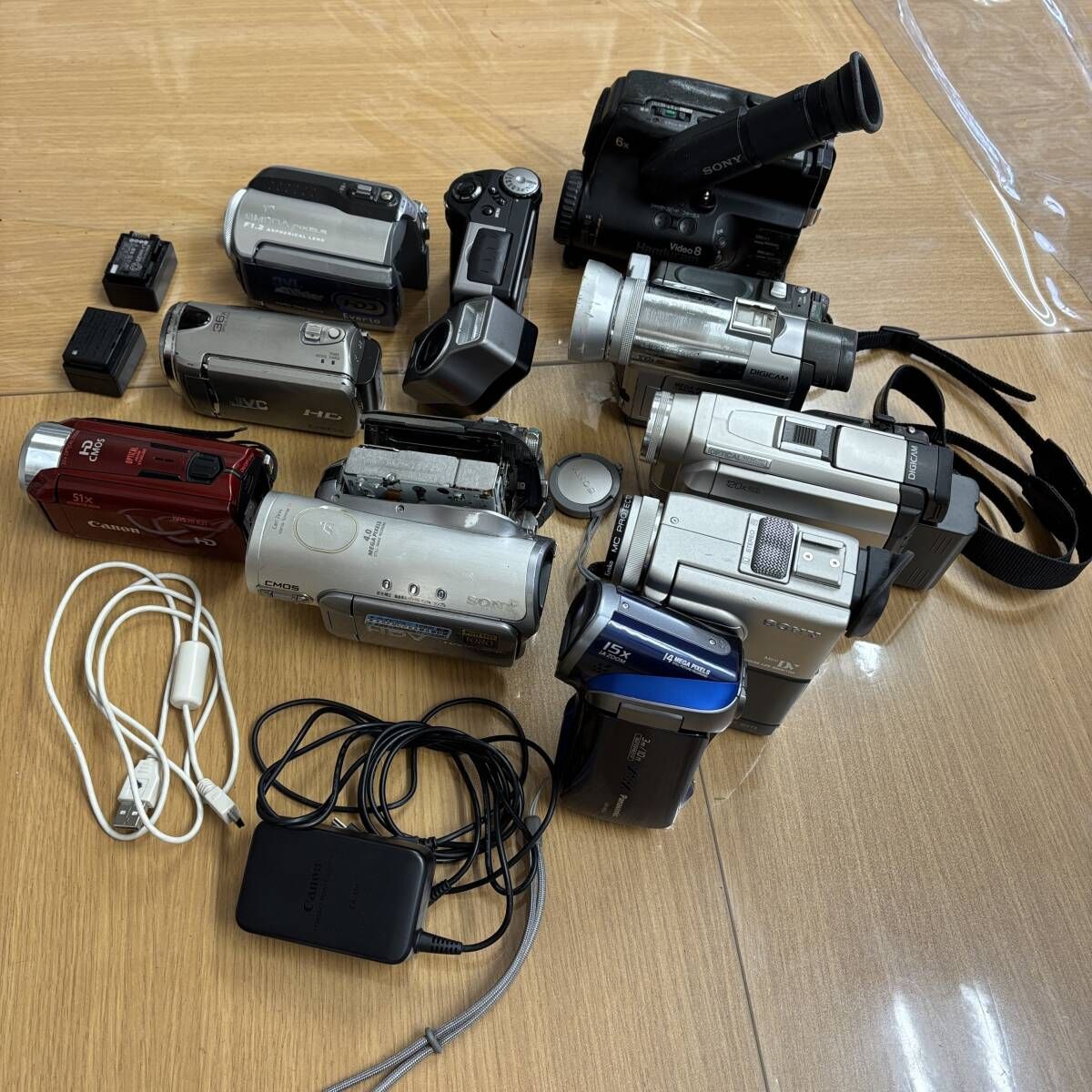 まとめ ビデオカメラ 10台セット 一部バッテリー入り個体あり P494a