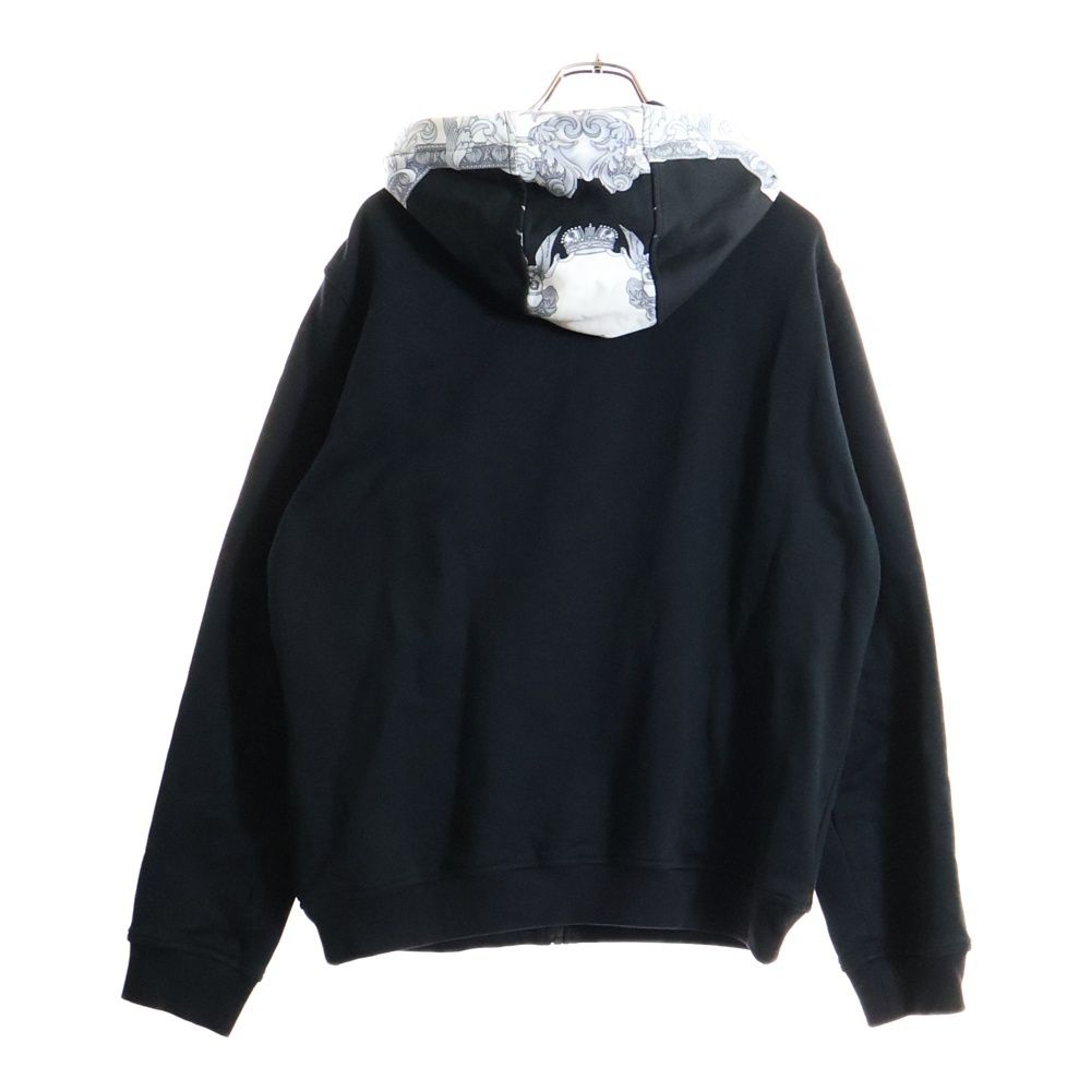 Versace ヴェルサーチ　フーデットパーカー　バロック　新品、未使用、タグ付 未使用 タグ付き ヴェルサーチ VERSACE バロックデザイン パーカー M