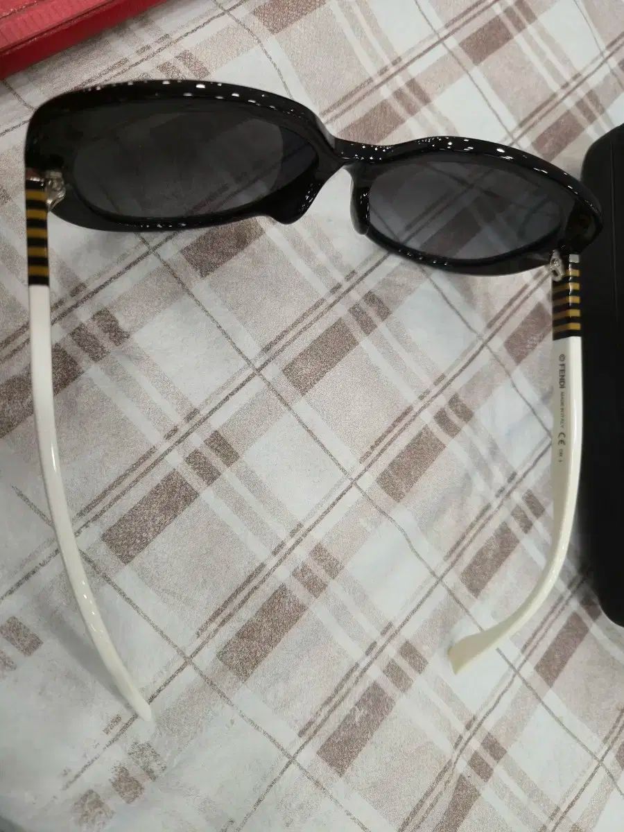 ブラック ケース