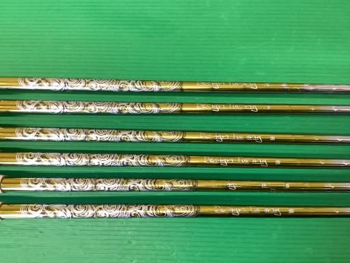 ダンロップ SRIXON Z 725 6 S アイアンセット IR NS PRO 980 GH D T Design Tuning ゴールド フレックスS メンズ 男性用 右利き 右用 Eランク ゴルフクラブ スタンドバッグ 大学ゴルフ用品