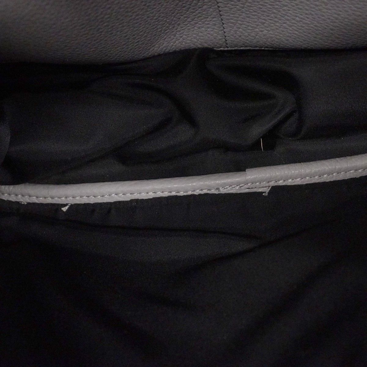  5 oc 1926 サルヴァトーレフェラガモ リュック デイパック ガンチーニ レザー グレー シャンパンゴールド金具 レディース リュック バックパック バッグ