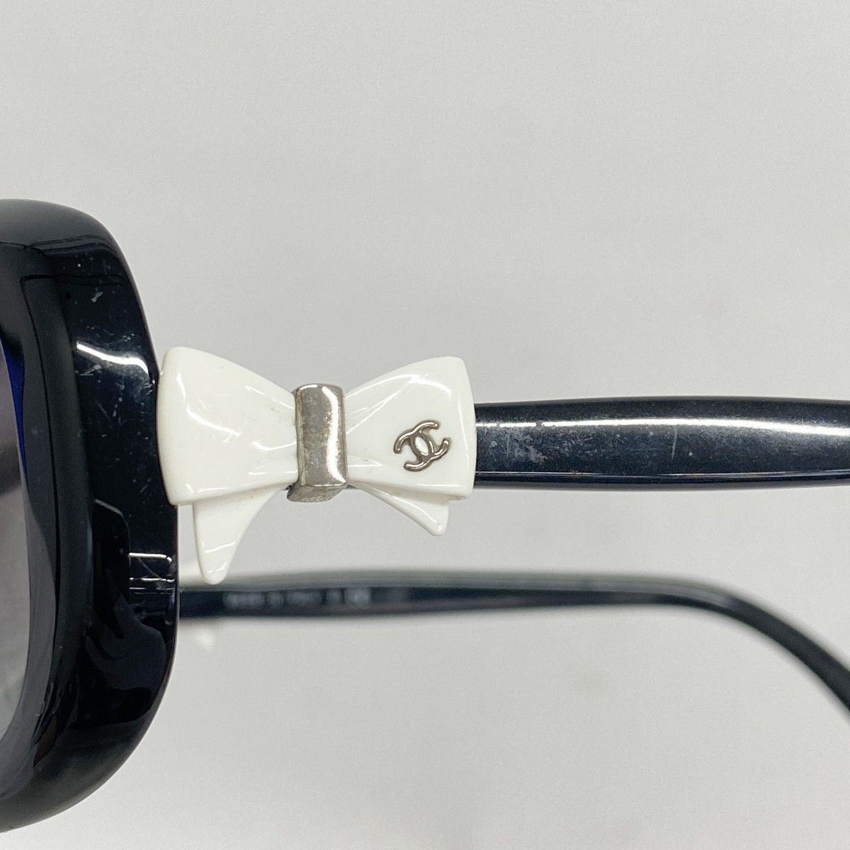 5 oc 2111 シャネル サングラス 5170-A プラスチック ブラック ホワイト シルバー金具 レディース