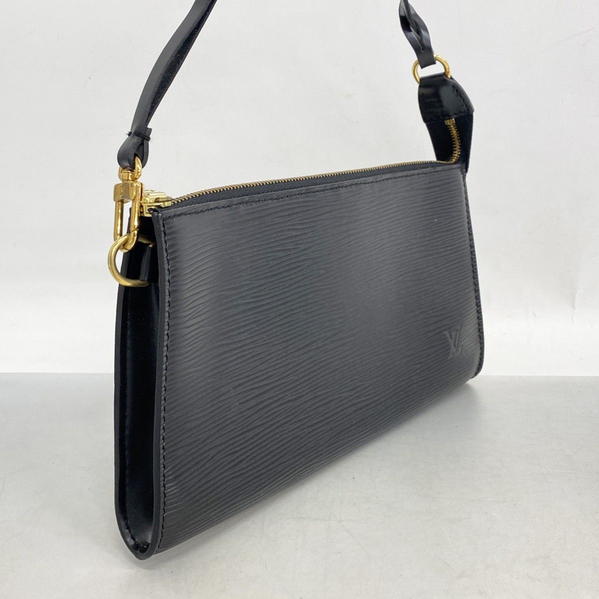 5oc2193 ルイヴィトン ポーチ エピ ポシェットアクセソワール M52942 ノワール レディース