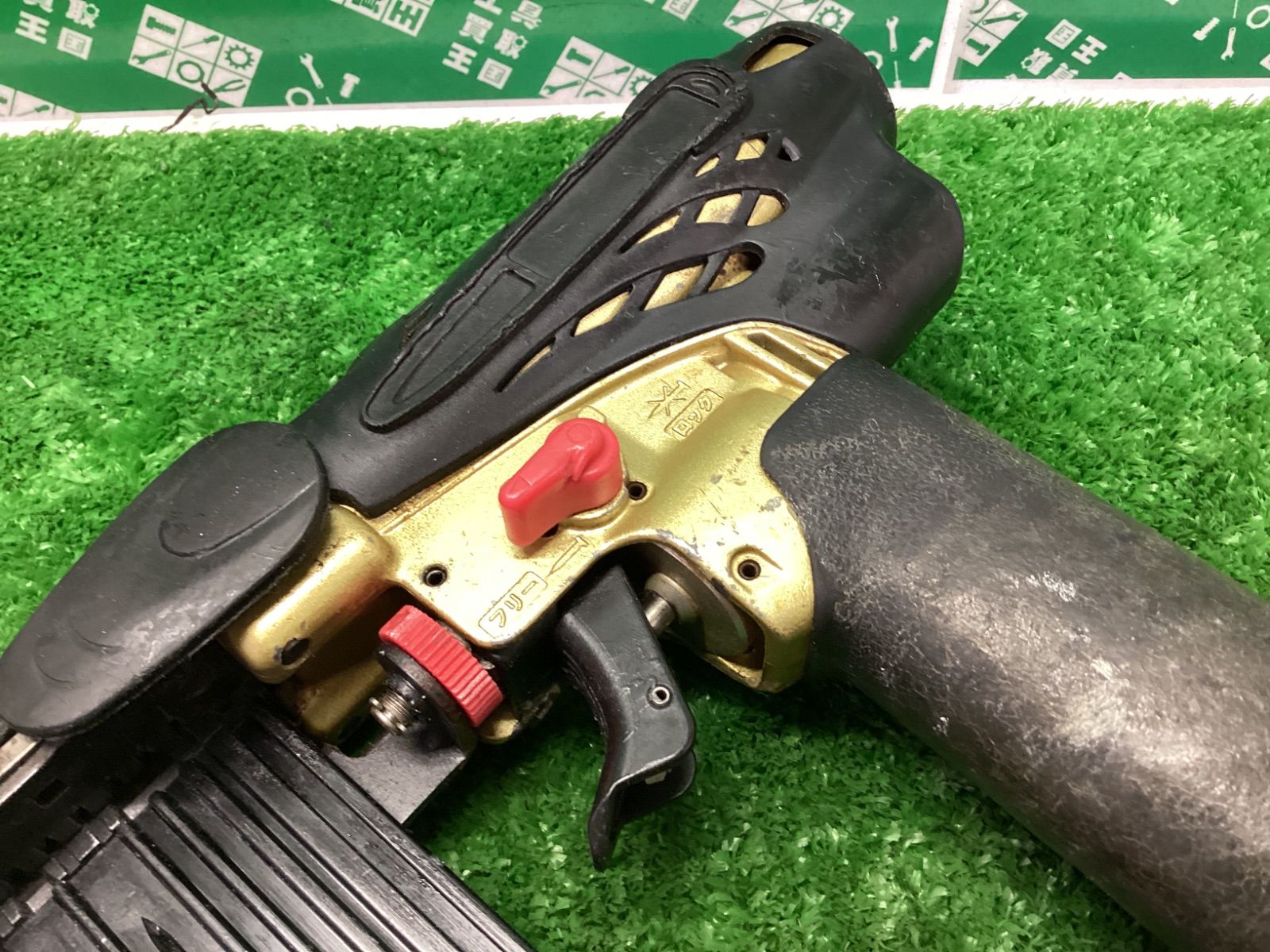 高圧ピン釘打機 NP