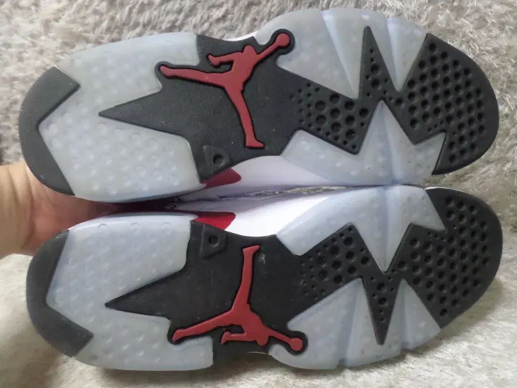 スタジャン バスケシューズ