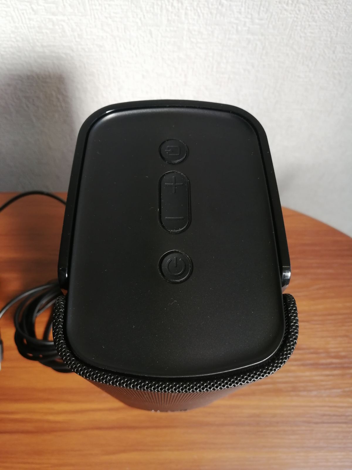 Creative T100 Hi-Fi デスクトップスピーカー