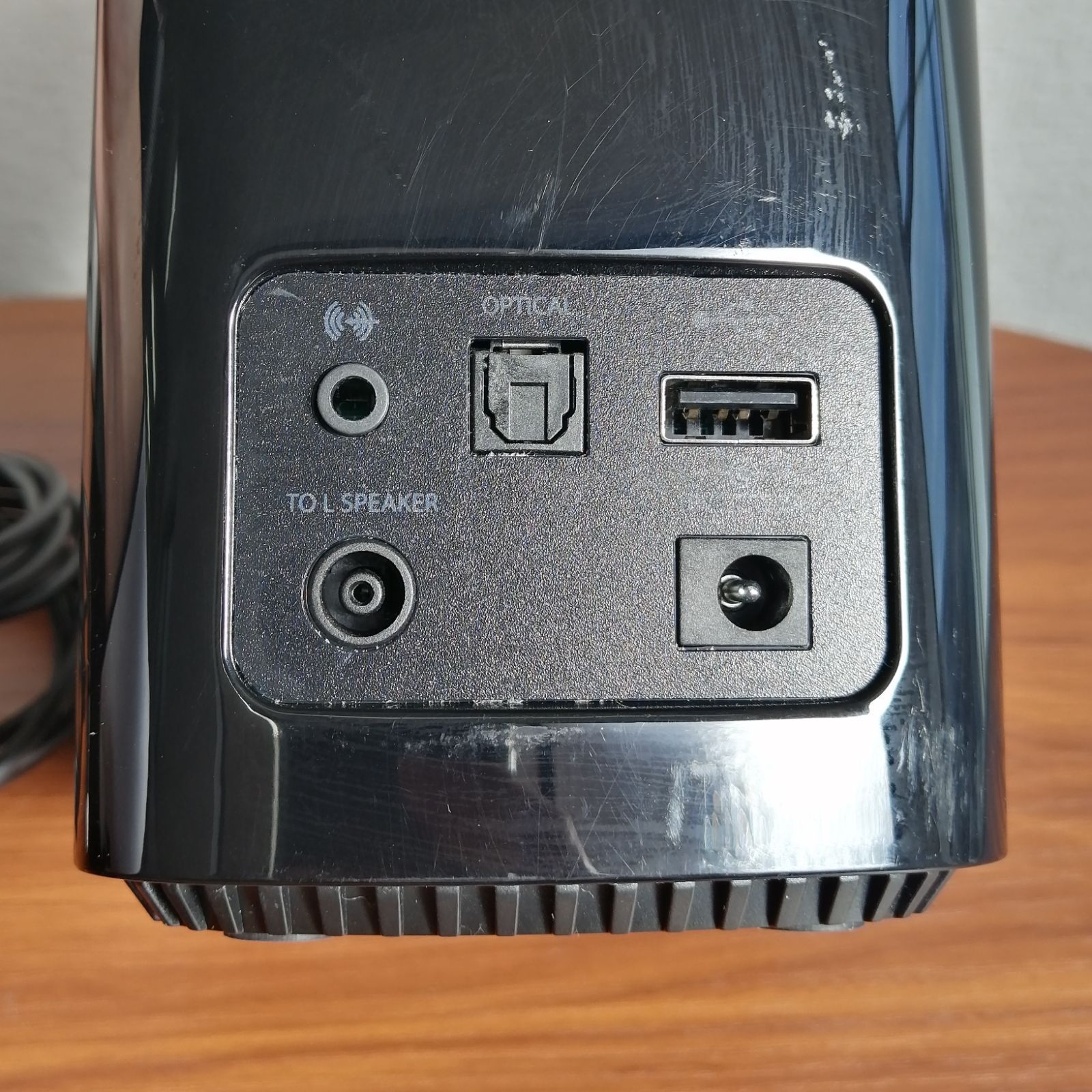 CREATIVE T100 デスクトップスピーカー Creative T100 発売のお知らせ