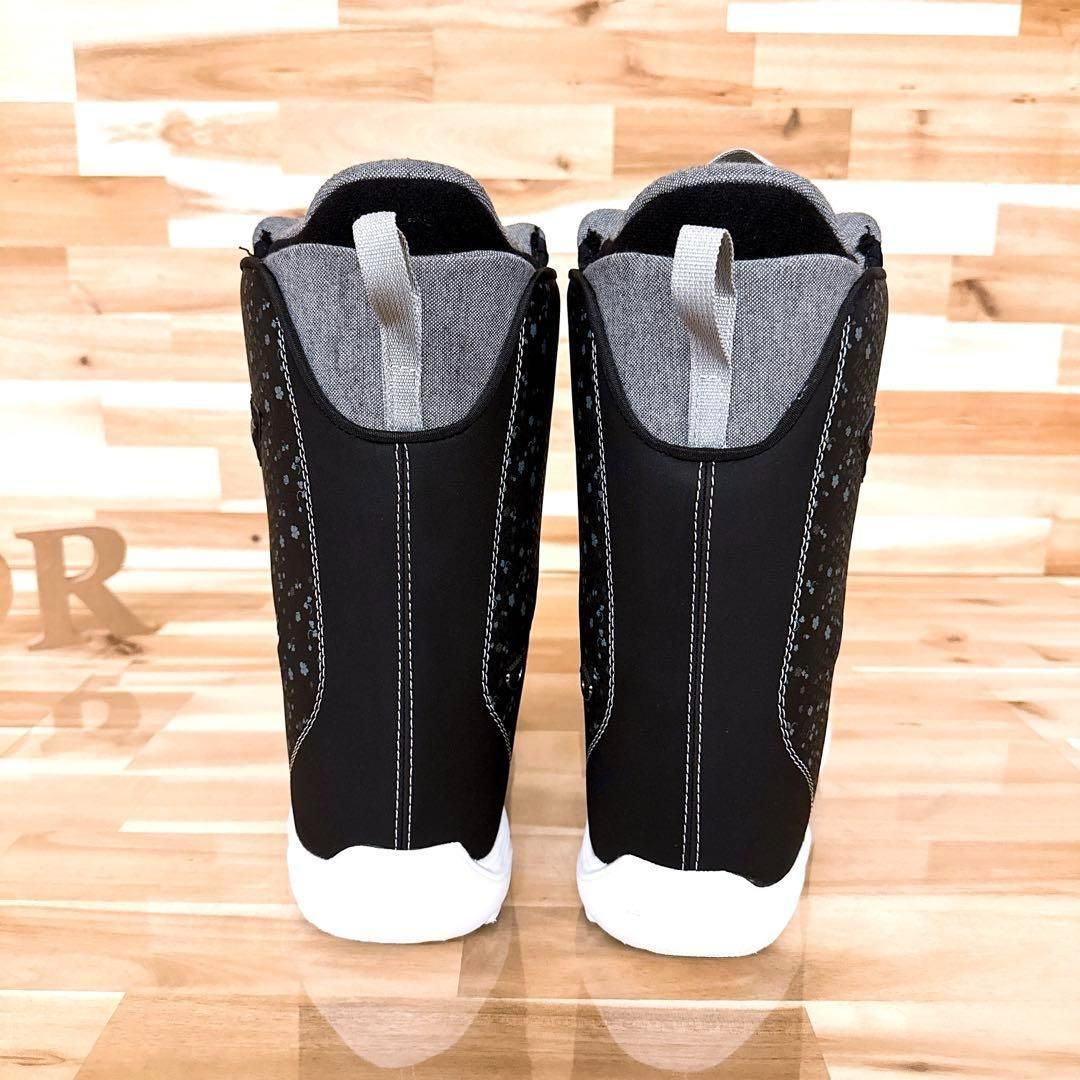 キスマーク　ジェネラス　KM genrous スノーボードブーツ　25cm 25cm kissmark 女性用スノーボードブーツ キスマーク ジェネラス KM