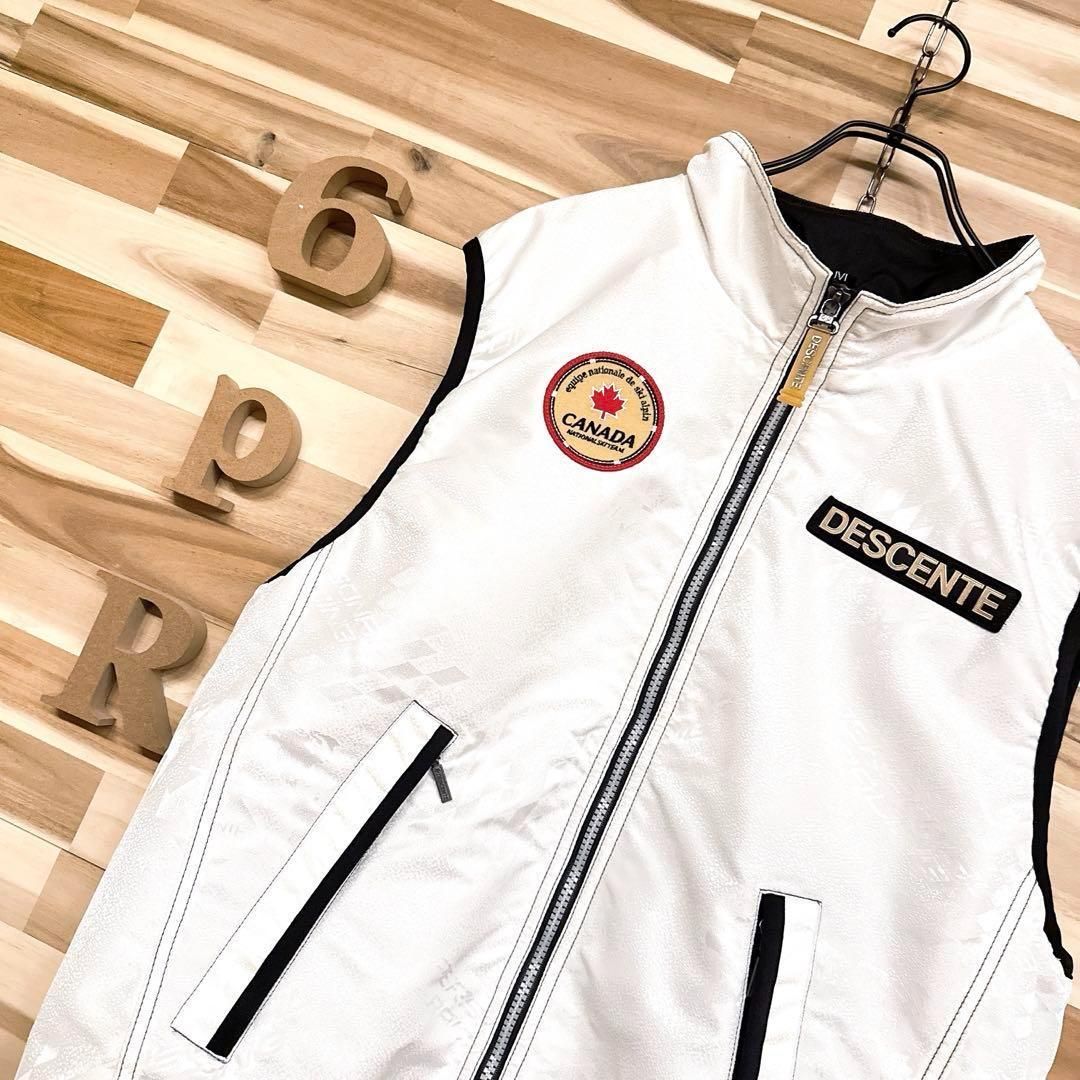 激レア/廃番【デサント】カナダ  ベスト スキー ウェア M 白×黒 レア/廃番【デサント】カナダ CANADA ベスト スキー ウェア M 白×黒