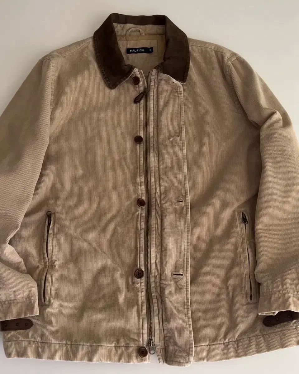 NAUTICA ノーティカ